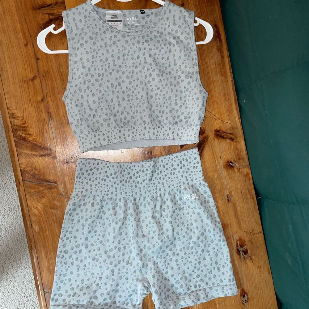 Matching set